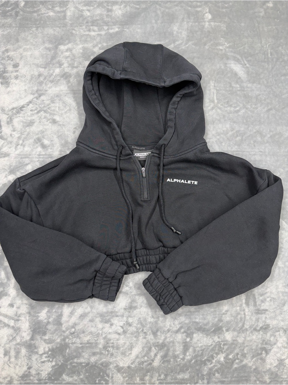 Alphalete Black Classic Capital Cropped Hoodie